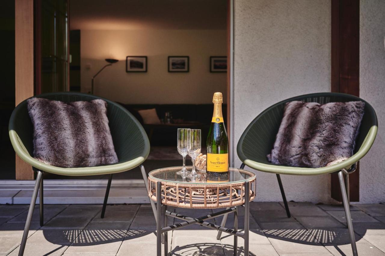 Apartment Truemmelbach, Comfortabl & Cozy, Private Terrace With Best Views Lauterbrunnen Buitenkant foto