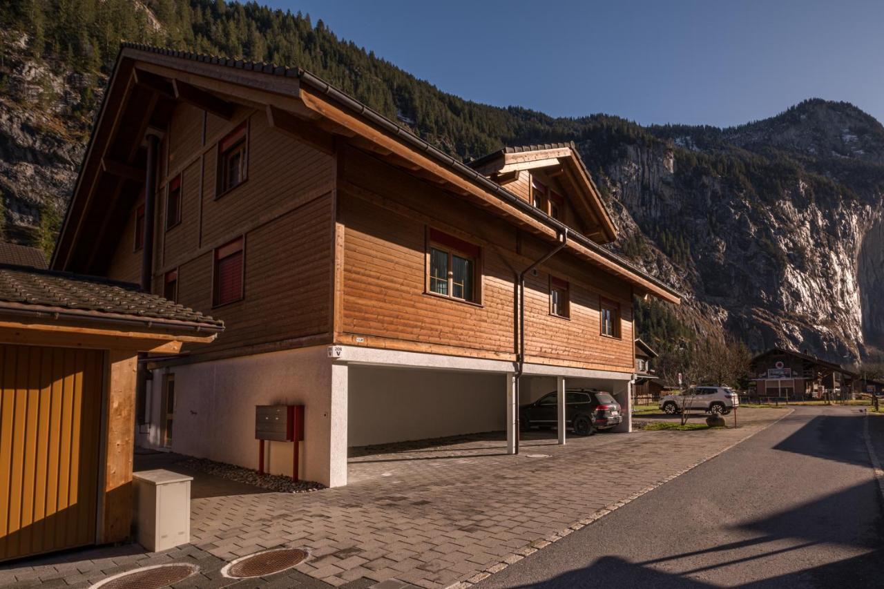 Apartment Truemmelbach, Comfortabl & Cozy, Private Terrace With Best Views Lauterbrunnen Buitenkant foto