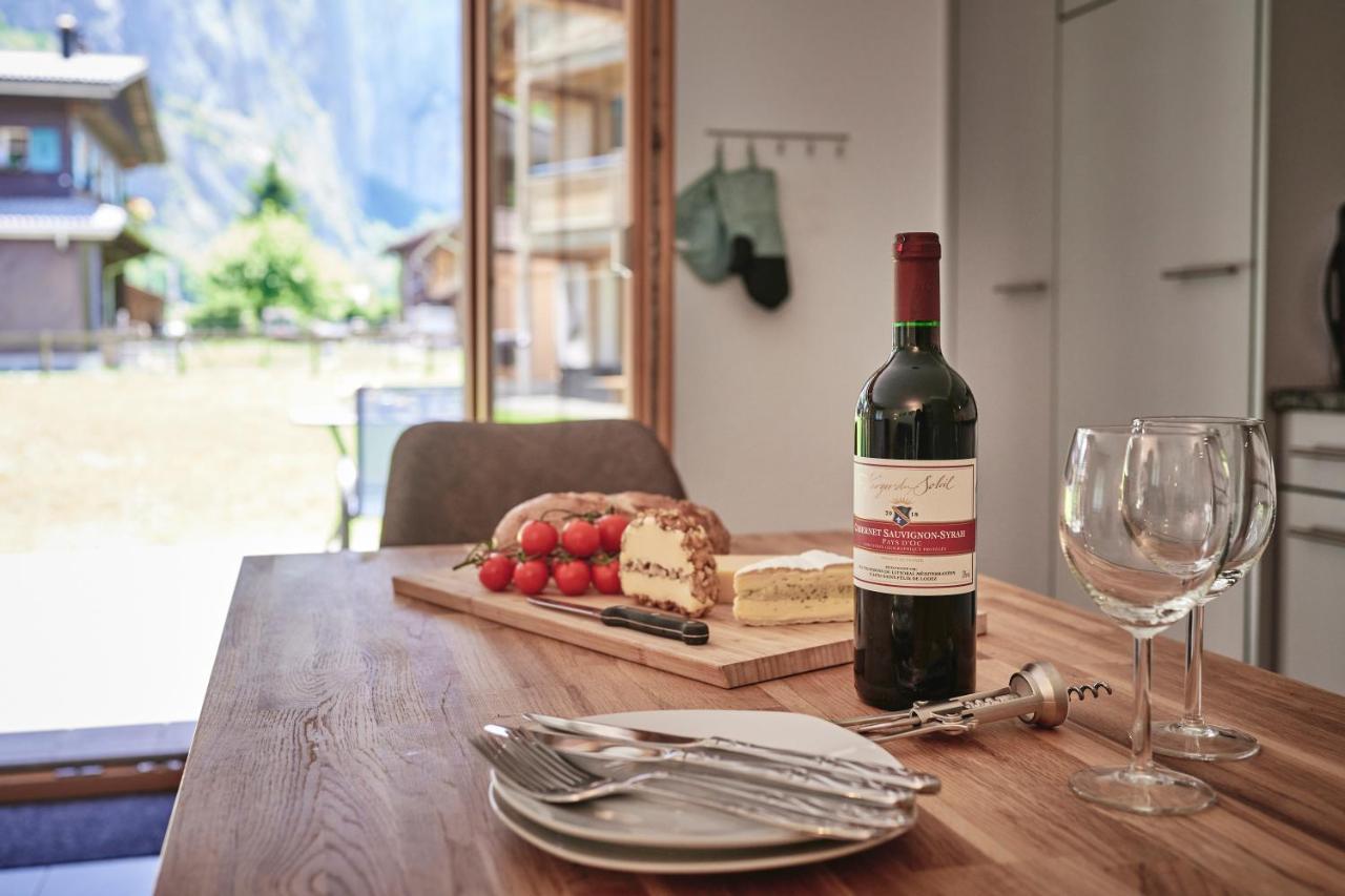 Apartment Truemmelbach, Comfortabl & Cozy, Private Terrace With Best Views Lauterbrunnen Buitenkant foto